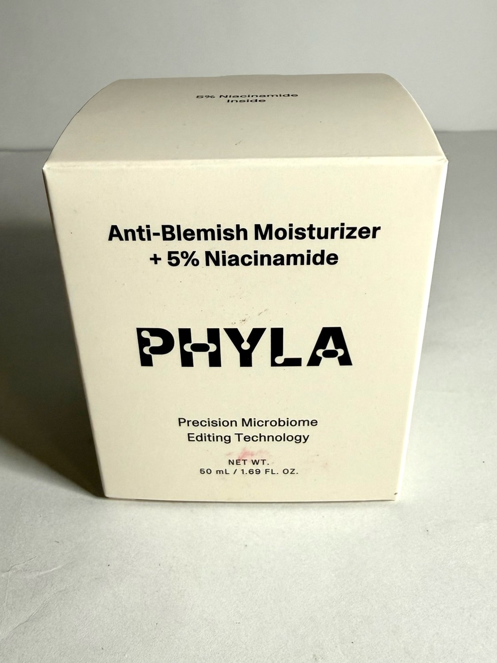 Phyla Anti-Blemish Moisturizer with 5% Niacinamide — Cream